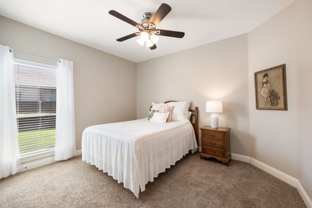 495 Oak Hills Lane, Fate, TX 75189