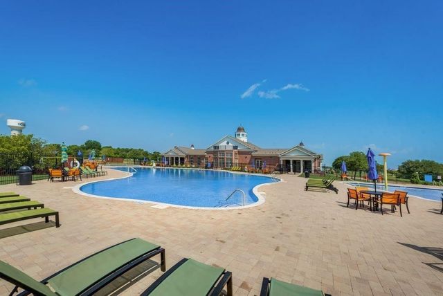 495 Oak Hills Lane, Fate, TX 75189