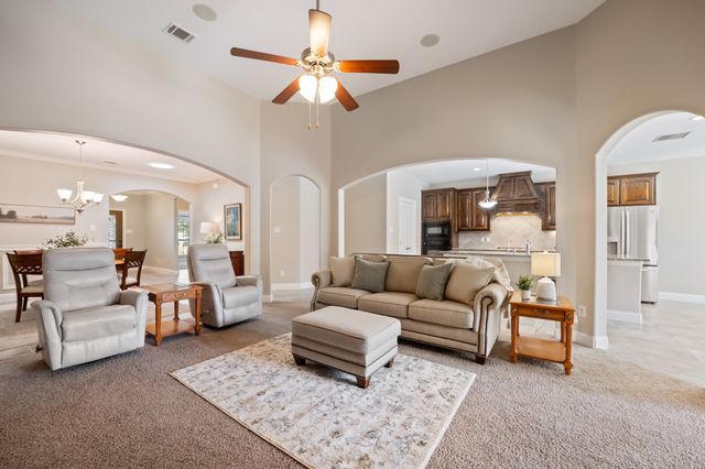495 Oak Hills Lane, Fate, TX 75189