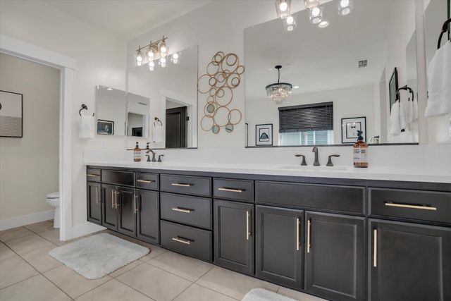 1794 Mulholland Dr, Lathrop, CA 95330