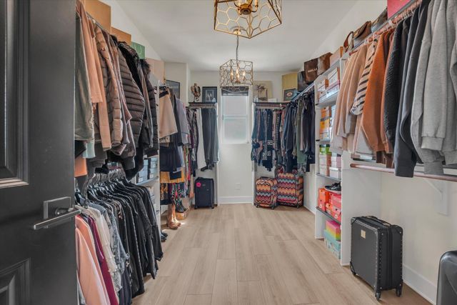 1794 Mulholland Dr, Lathrop, CA 95330