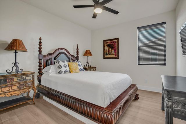 1794 Mulholland Dr, Lathrop, CA 95330