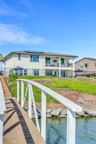 1794 Mulholland Dr, Lathrop, CA 95330