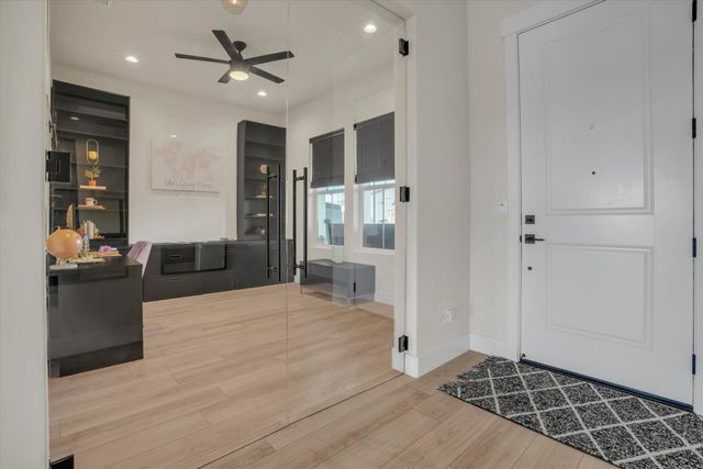 1794 Mulholland Dr, Lathrop, CA 95330