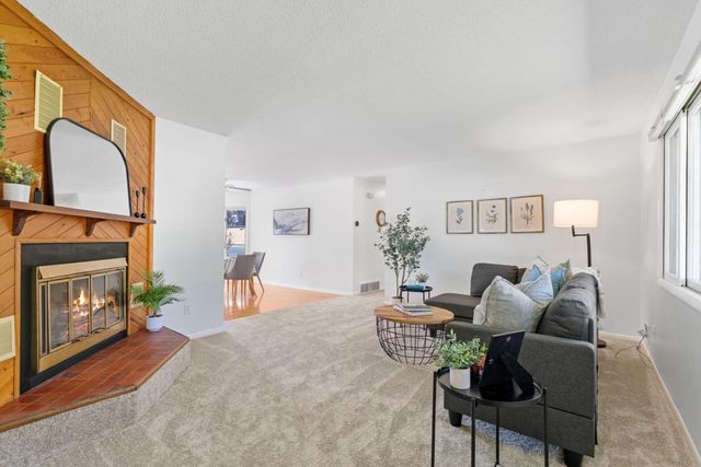 6540 Zealand Avenue N, Brooklyn Park, MN 55428