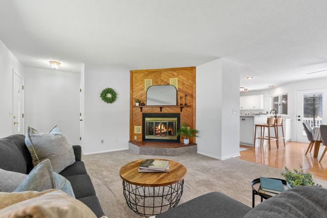 6540 Zealand Avenue N, Brooklyn Park, MN 55428