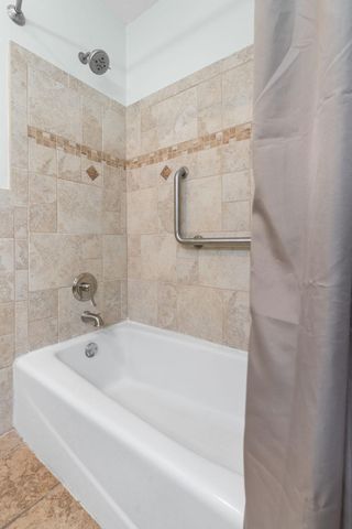 6540 Zealand Avenue N, Brooklyn Park, MN 55428