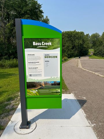 6540 Zealand Avenue N, Brooklyn Park, MN 55428