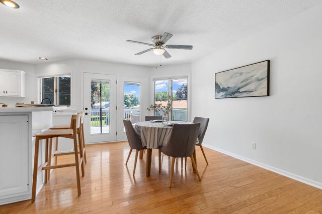 6540 Zealand Avenue N, Brooklyn Park, MN 55428