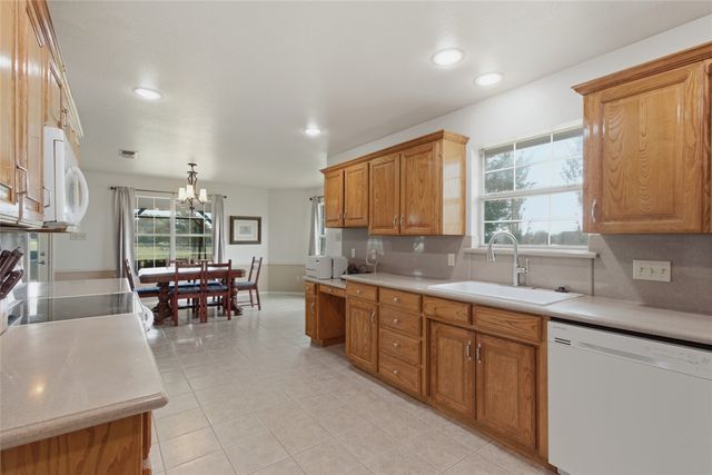 137 Judah Circle, Trenton, TX 75490