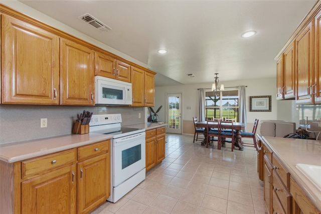 137 Judah Circle, Trenton, TX 75490