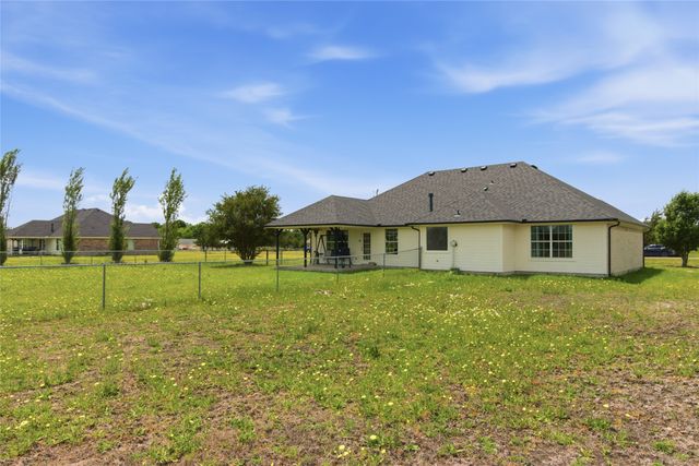 137 Judah Circle, Trenton, TX 75490