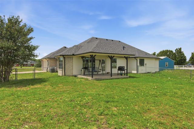 137 Judah Circle, Trenton, TX 75490
