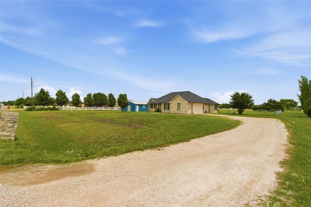 137 Judah Circle, Trenton, TX 75490