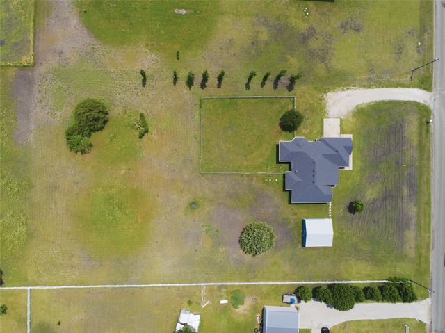 137 Judah Circle, Trenton, TX 75490