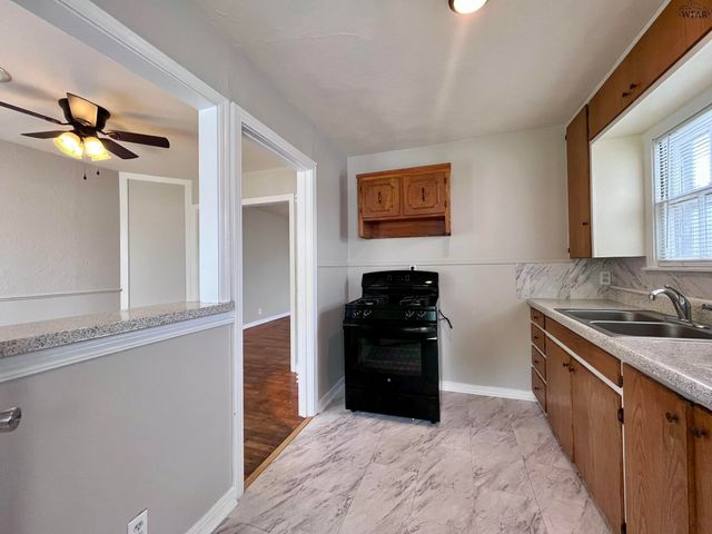 4701 SPISER LANE, Wichita Falls, TX 76302
