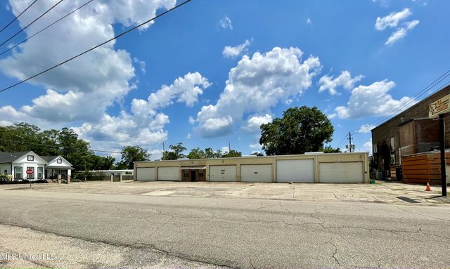 128 E Third Street, Picayune, MS 39466