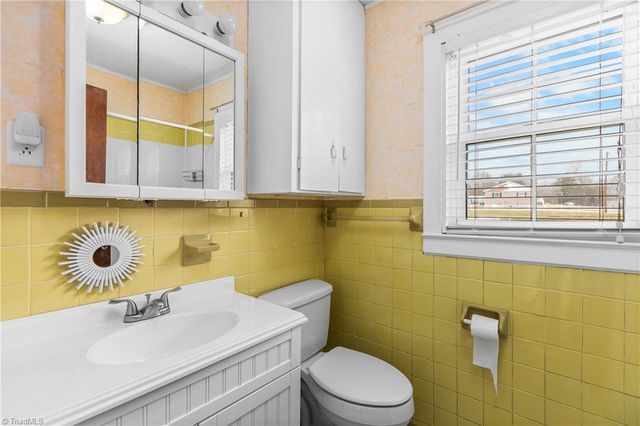 842 Red Brush Road, Mount Airy, NC 27030