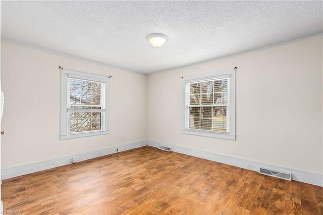 842 Red Brush Road, Mount Airy, NC 27030