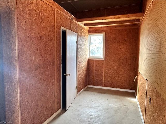 842 Red Brush Road, Mount Airy, NC 27030