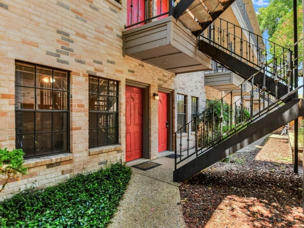 2216 San Gabriel ST 105, Austin, TX 78705