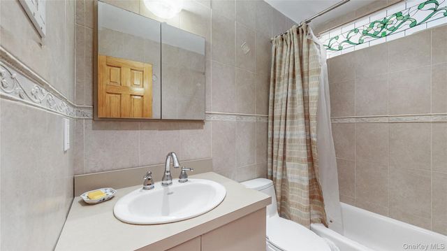 3291 Wolfson Drive, Baldwin, NY 11510