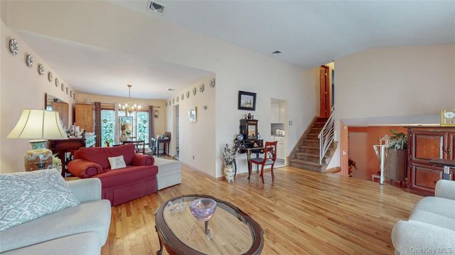 3291 Wolfson Drive, Baldwin, NY 11510