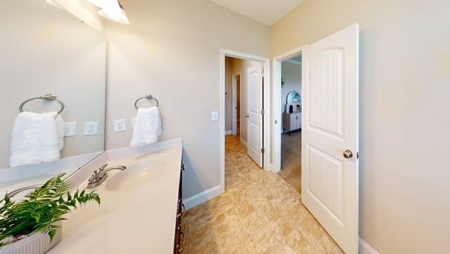 210 Claridge Way, Greer, SC 29651