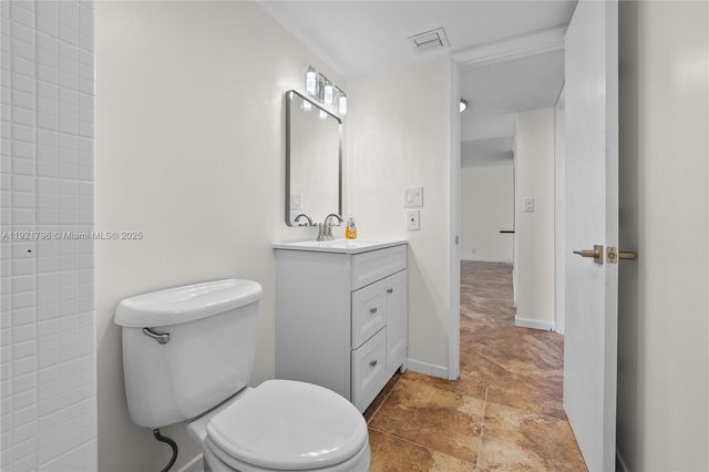 20225 NE 34th Ct 413, Aventura, FL 33180