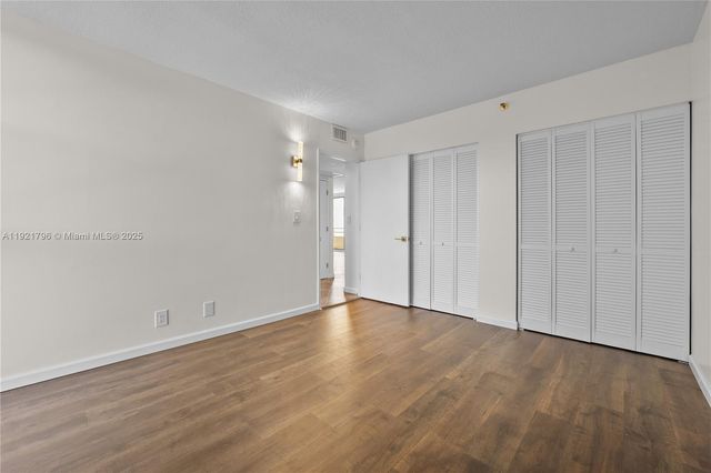 20225 NE 34th Ct 413, Aventura, FL 33180