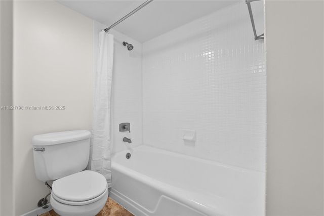 20225 NE 34th Ct 413, Aventura, FL 33180