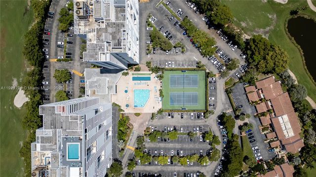 20225 NE 34th Ct 413, Aventura, FL 33180