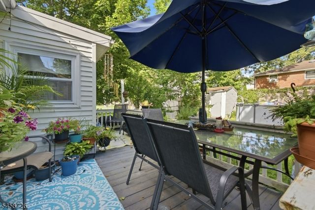 219 Knox Way, Hopatcong Boro, NJ 07843
