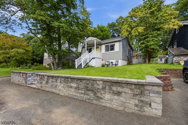 219 Knox Way, Hopatcong Boro, NJ 07843