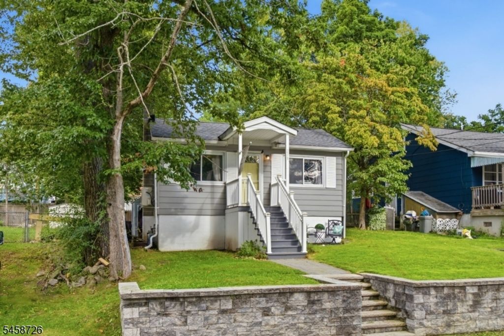219 Knox Way, Hopatcong Boro, NJ 07843 — photo 2