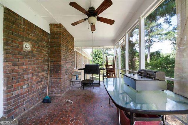 595 Ridgeway Road, Covington, GA 30014