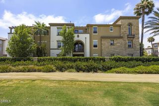 208 Riverdale Court 702, Camarillo, CA 93012