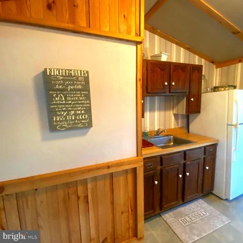 1074 WHITE PINE LN, Capon Bridge, WV 26711