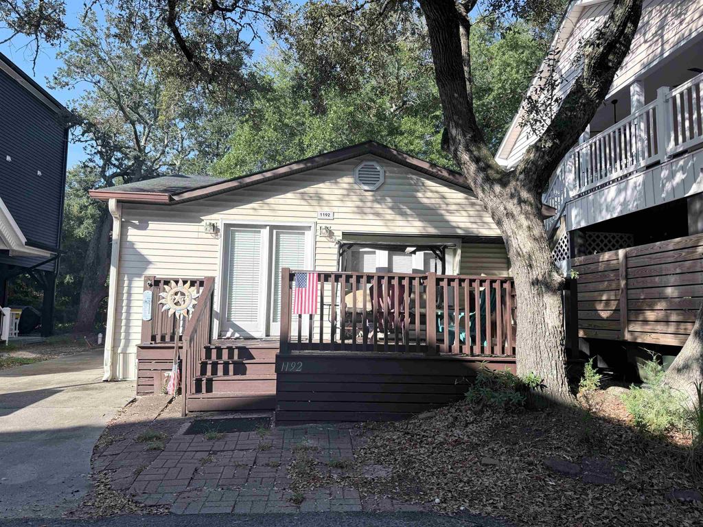 6001 1192 South Kings Hwy., Myrtle Beach, SC 29575 — exterior