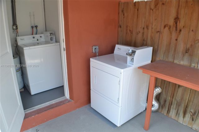 1028 NE 16th Ter 1, Fort Lauderdale, FL 33304