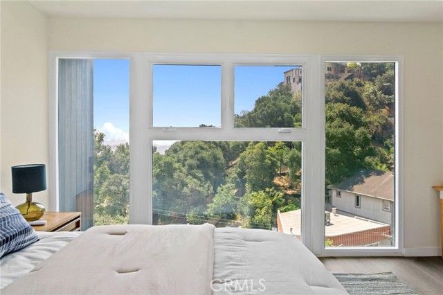 7010 Loyal Trail, Los Angeles, CA 90068