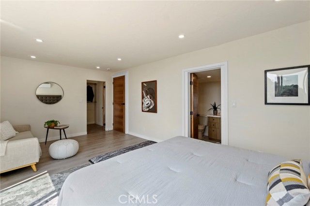 7010 Loyal Trail, Los Angeles, CA 90068