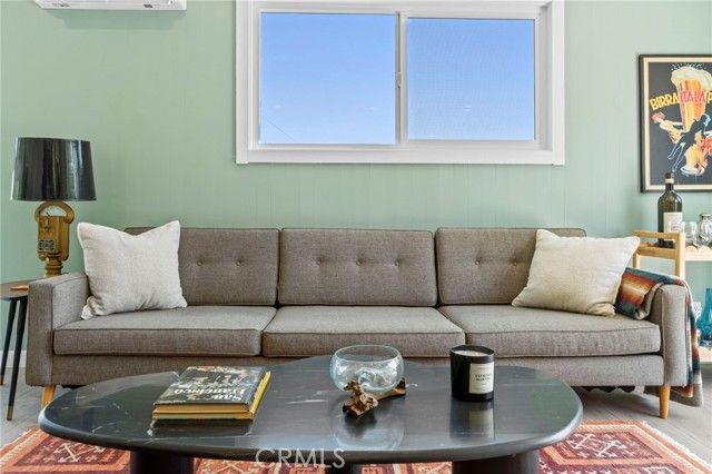 7010 Loyal Trail, Los Angeles, CA 90068