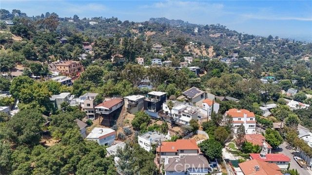 7010 Loyal Trail, Los Angeles, CA 90068