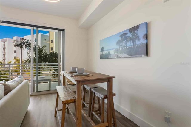 1703 N TAMIAMI TRAIL 210, Sarasota, FL 34234