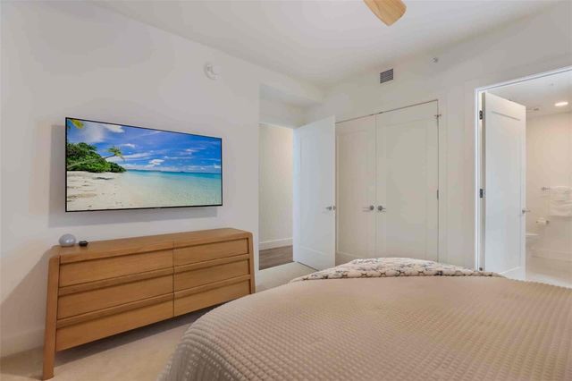 1703 N TAMIAMI TRAIL 210, Sarasota, FL 34234