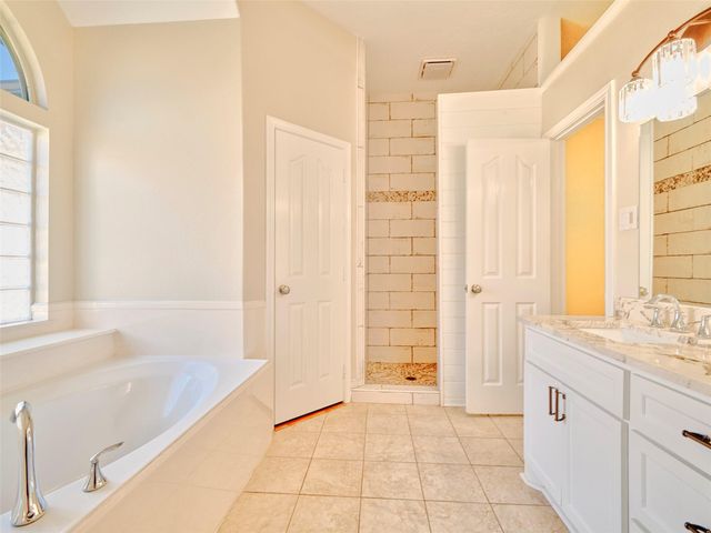 3818 Founders Drive, Needville, TX 77461