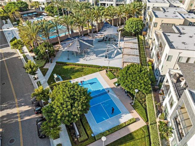 111 Bowery, Irvine, CA 92612