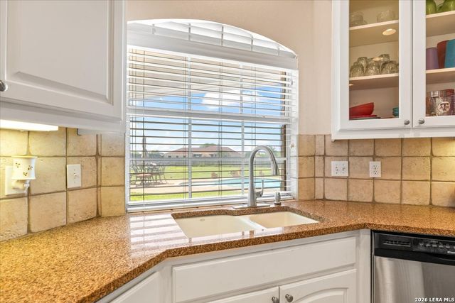 8306 Quail Covey Lane, San Antonio, TX 78263