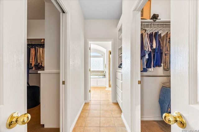 8306 Quail Covey Lane, San Antonio, TX 78263